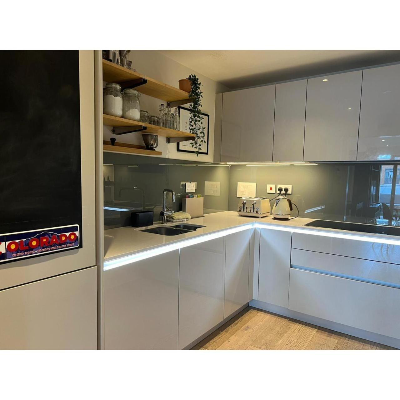 F9-Fantastic 2 Bedroom Flat In Nw3! London Luaran gambar
